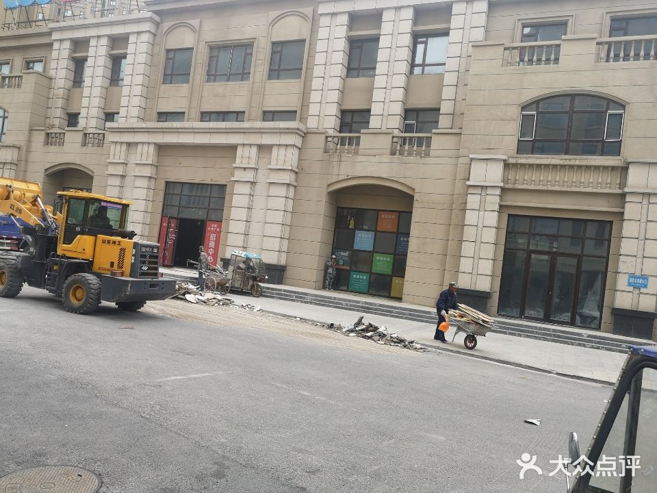 菲尔斯曼游泳健身(师大西街店)