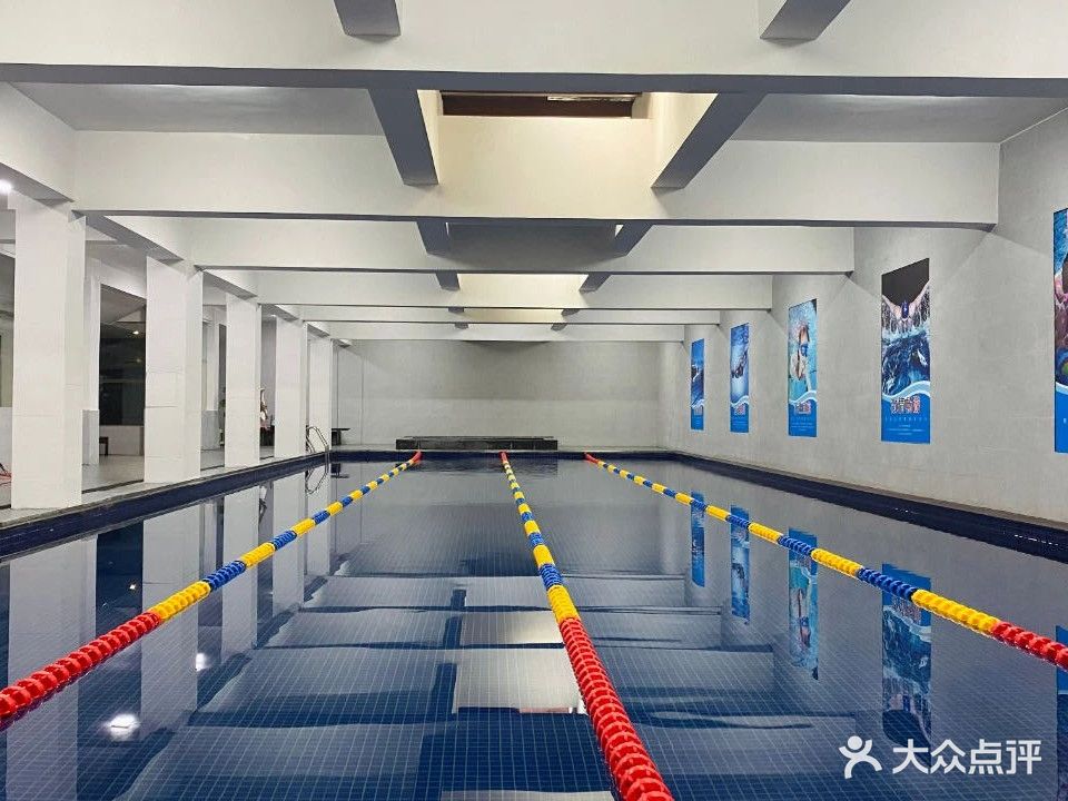 锦元张飞国际酒店又用健身馆