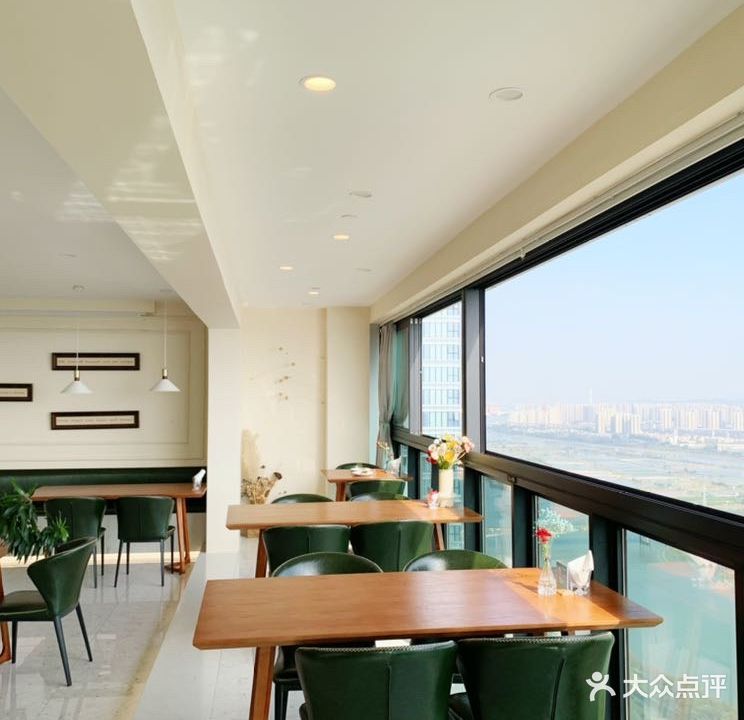 Eva依娃·高空江景餐厅·西餐牛排(万科·金域滨江二期店)
