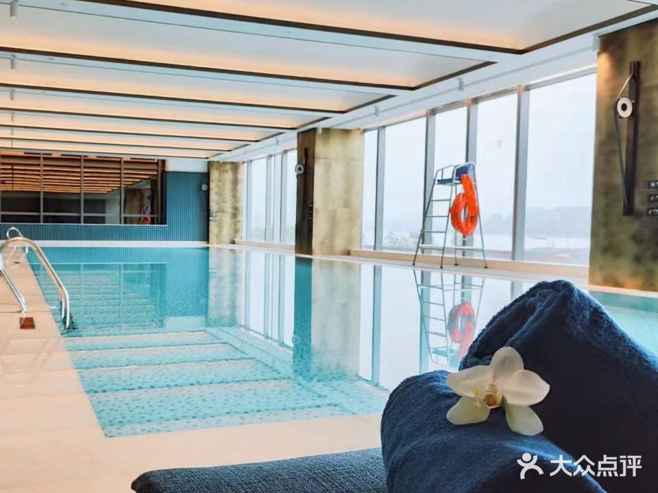 柏韵会又用健身(滨奥皇冠店)