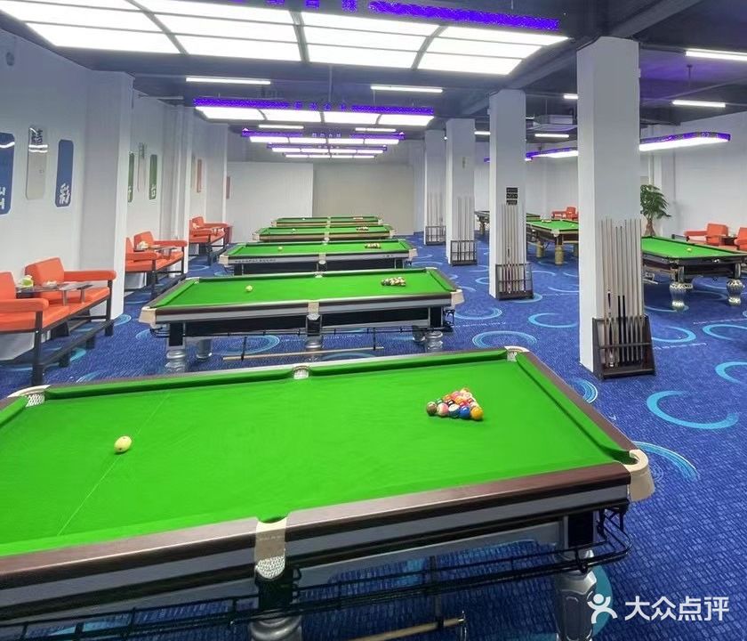 盛群台台球市