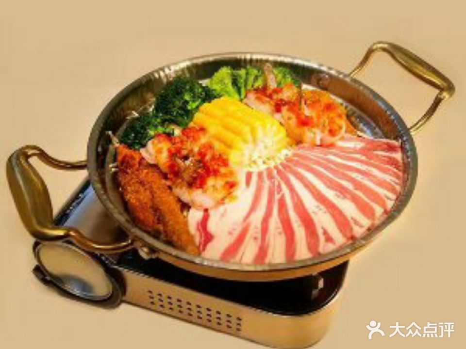 鼎夫人·酒吧文化餐厅(鼎融店)