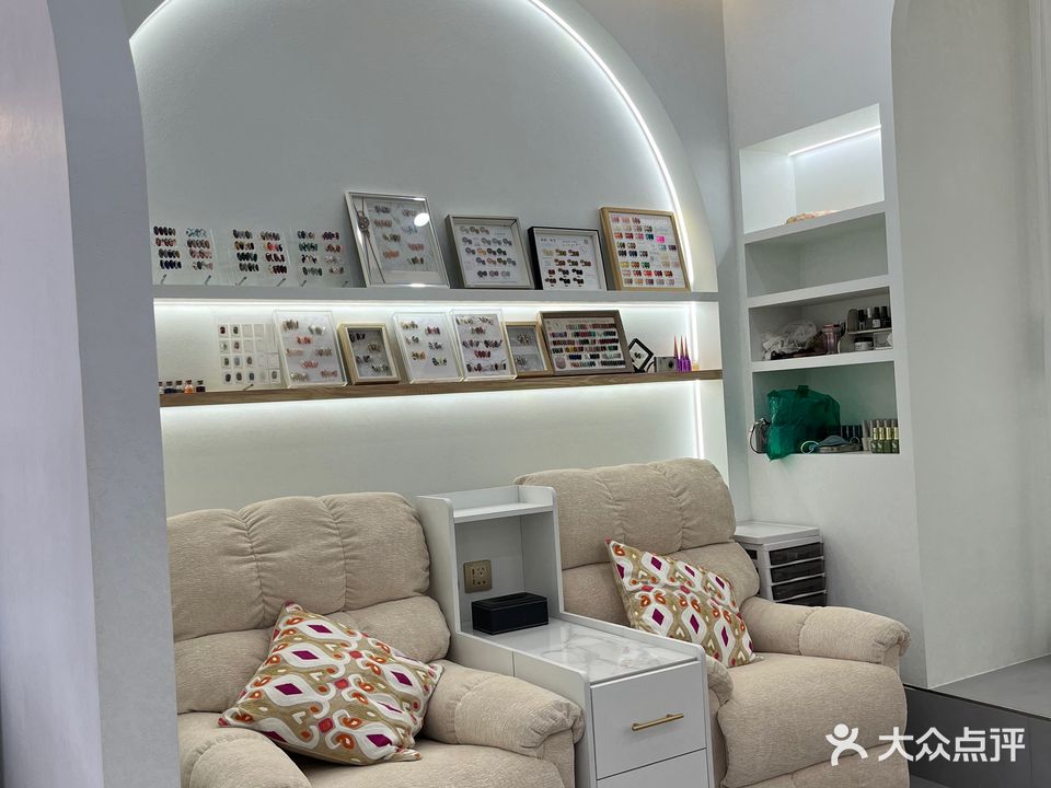 兰馨美甲(罗浮广场店)