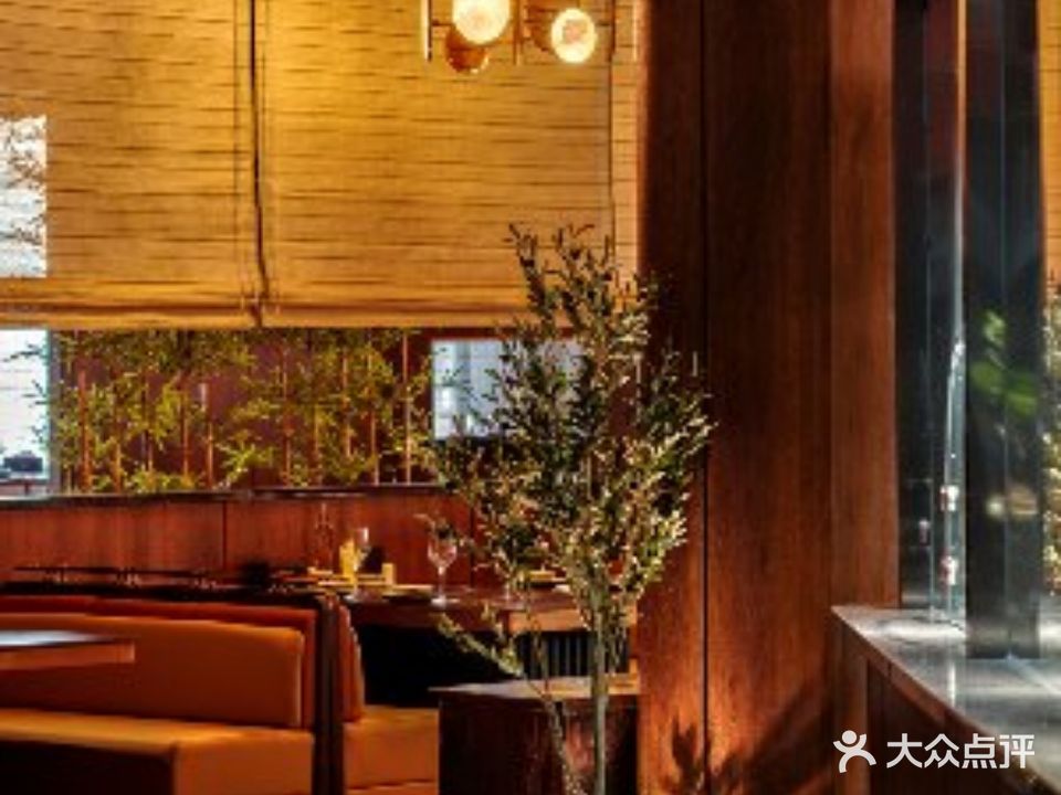 角印肥牛海鲜火锅