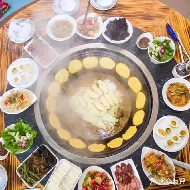 瑞雪东北铁锅炖