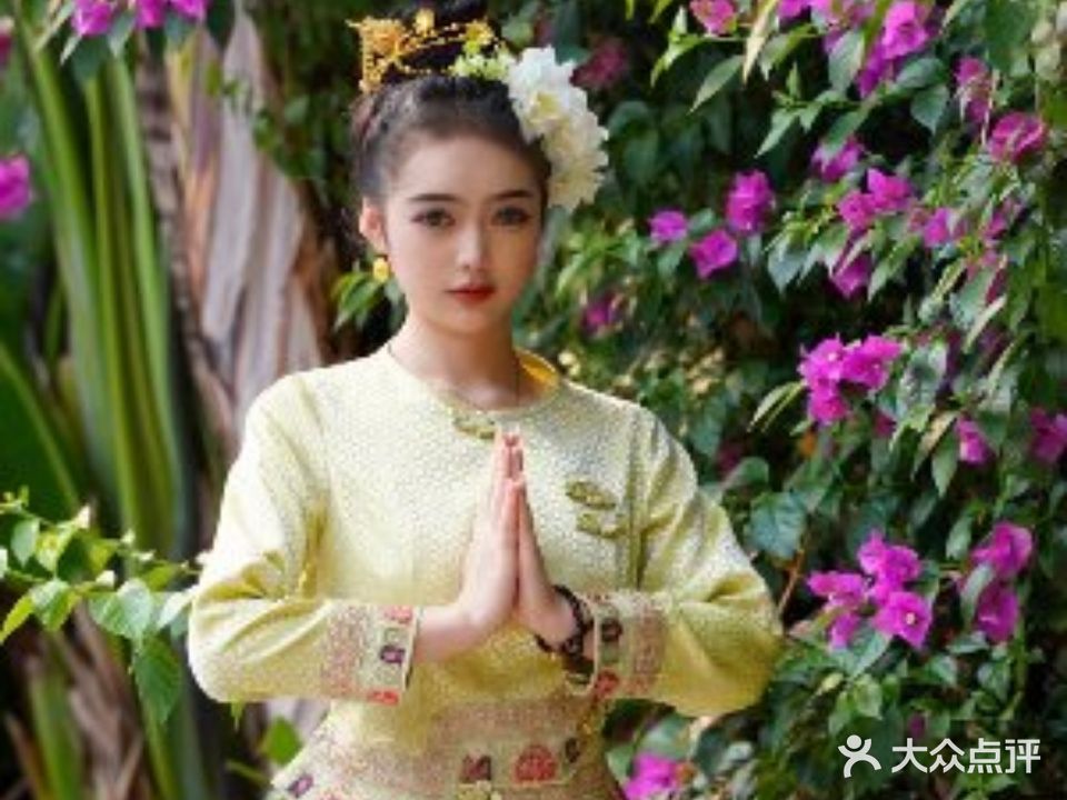 十二象·孔雀宴手抓饼
