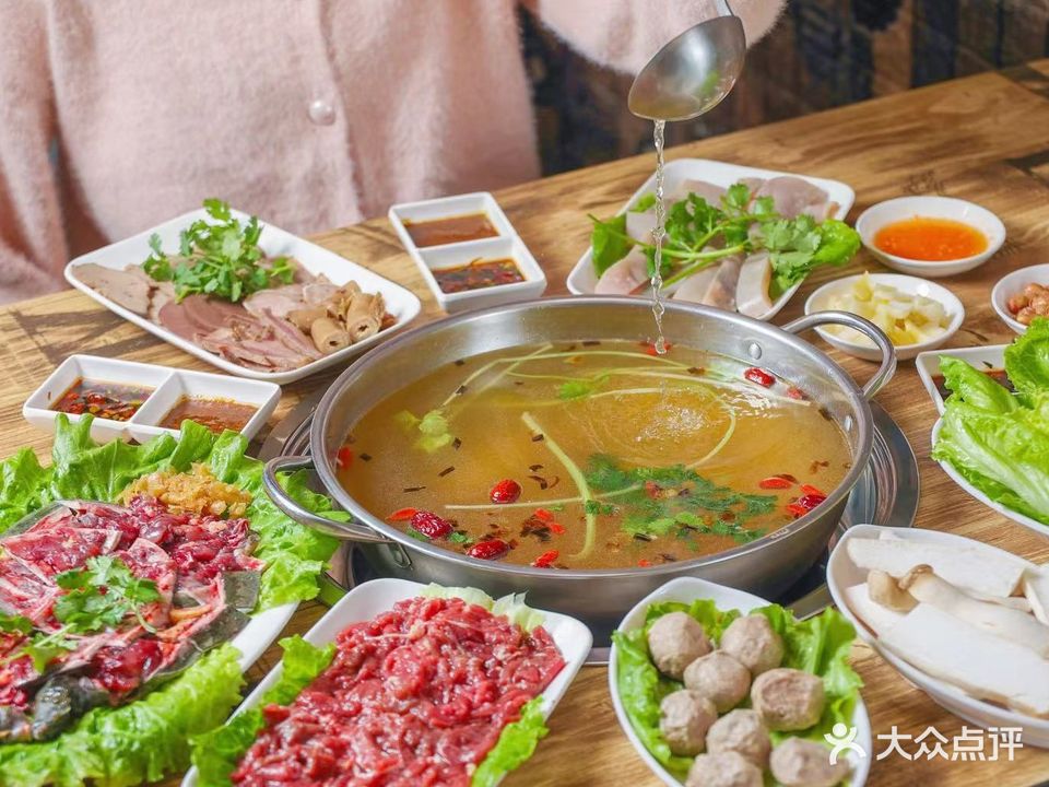 驴小弟驴肉海鲜小炒火锅店