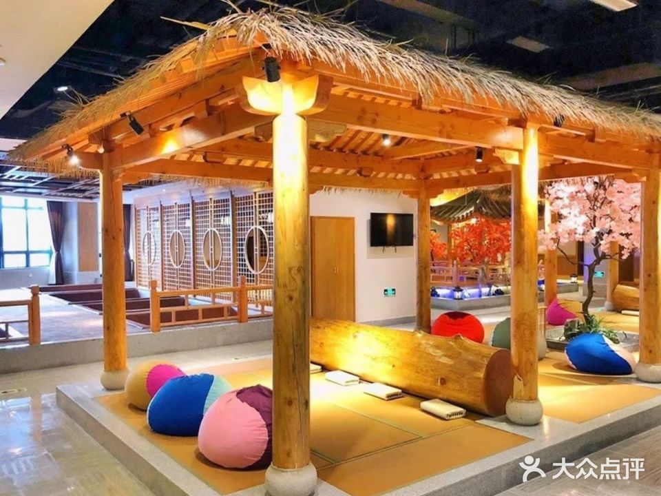 添赐温泉镇馆(上南路店)