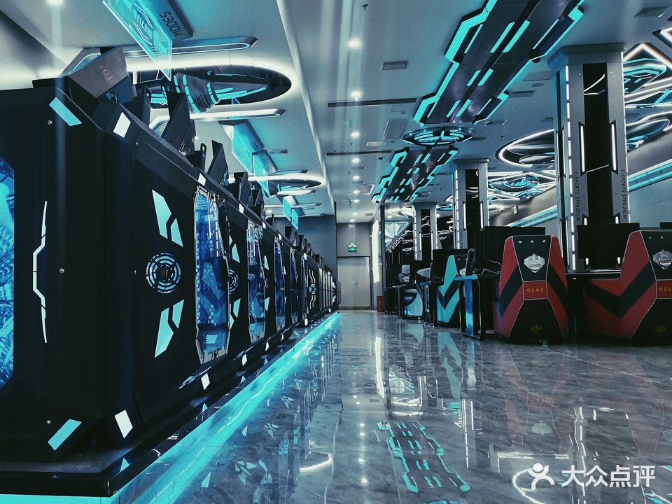明基联盟洛-战霆电竞馆
