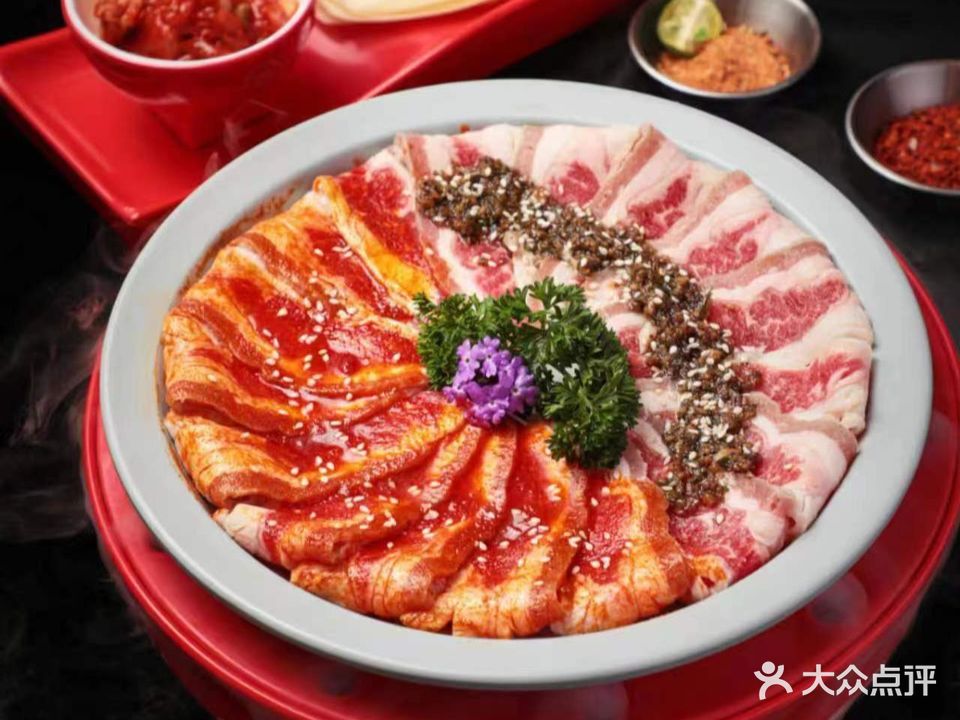唐贵飛酒四烤肉火锅