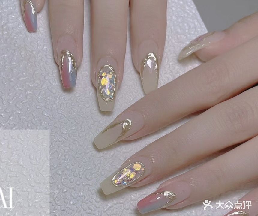 柒月美甲美甲纹绣