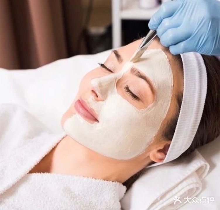 熙妍皮肤管理美甲美睫(苹果新天地小区店)