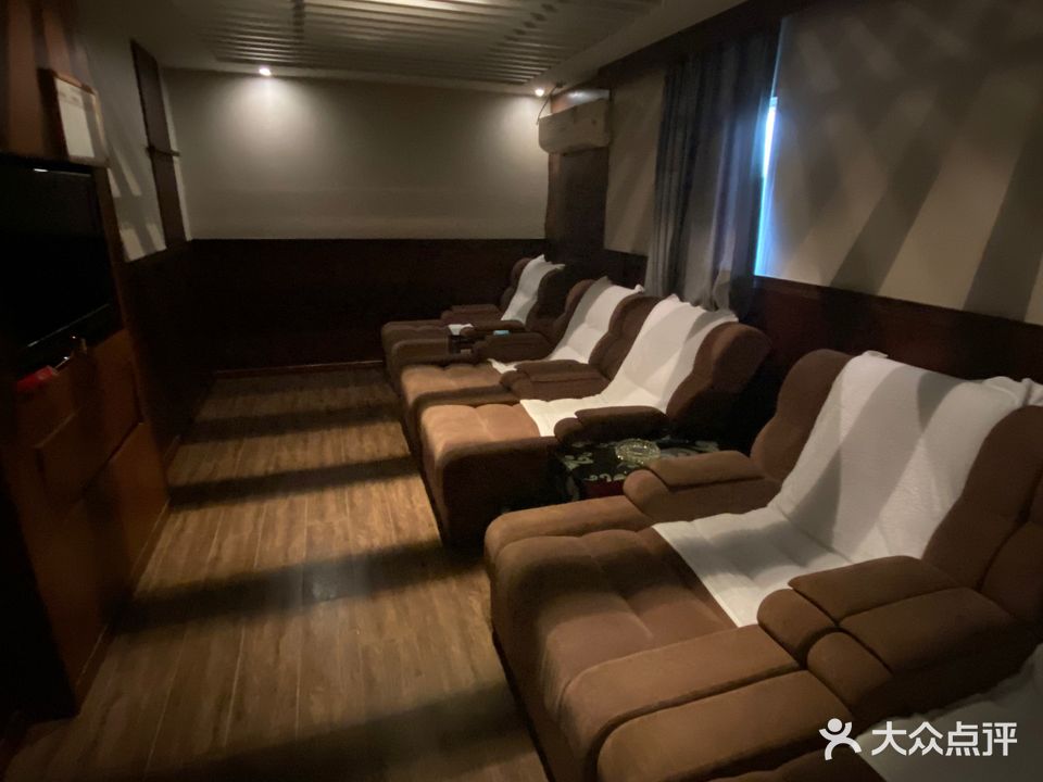 悦时光养生会馆(景鸿苑店)