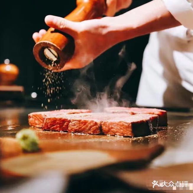 鲜味潮头·精致料理铁板烧海鲜自助(秦皇新天地店)