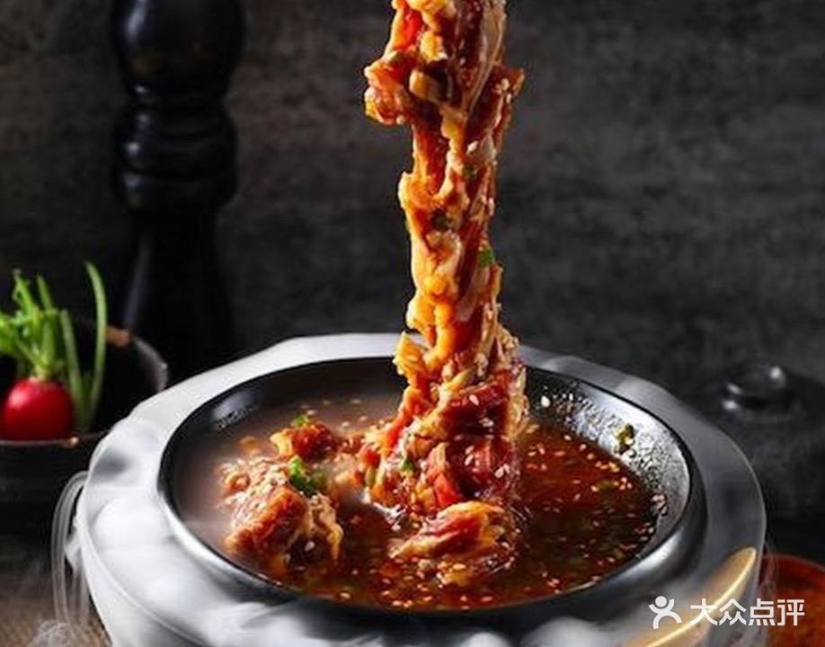 奉天小嗨牛·章宇水煎肉(朝阳万达店)