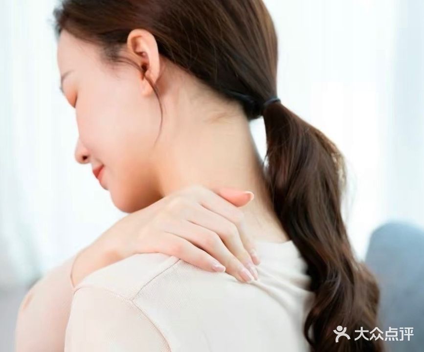 懿颜轩专业美容养生(西山花园店)