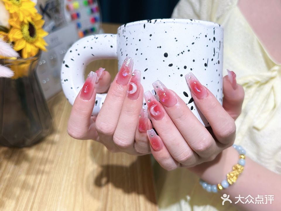 调甲师日式美甲美睫(南宁百货店)