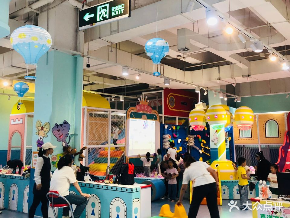 猪迪克星动乐园(中瑞·悦力城店)