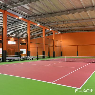 群贤思博特游泳馆