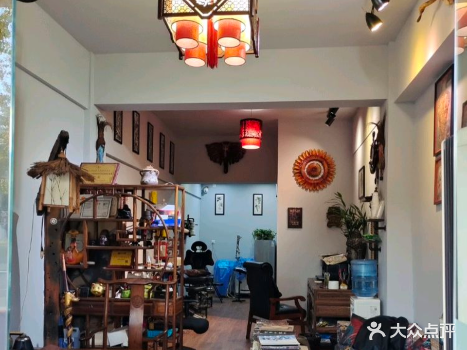 情谊堂纹身(灯彩街店)