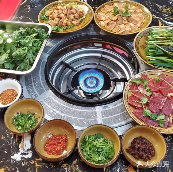 登瑞养身菌汤石锅店