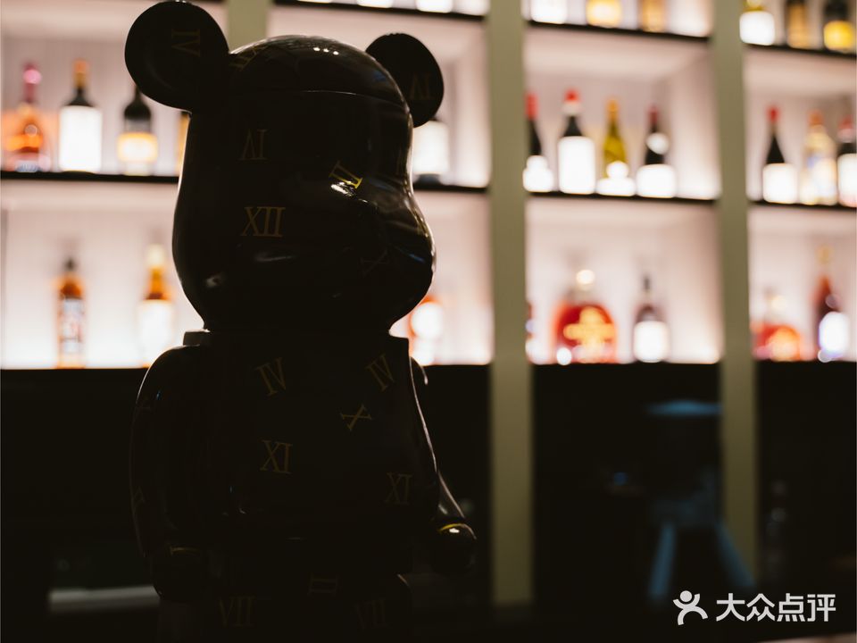 河畔酒吧