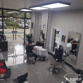 A·Z hair salon(城市汇峰店)