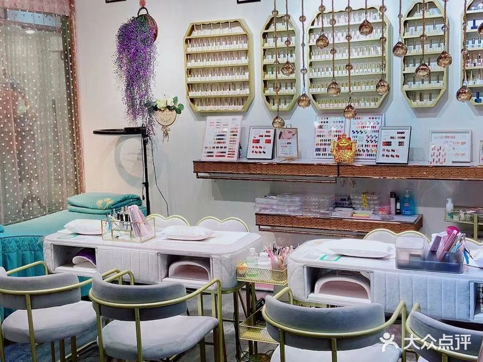 日式指甲美睫纹绣(新天星商城店)