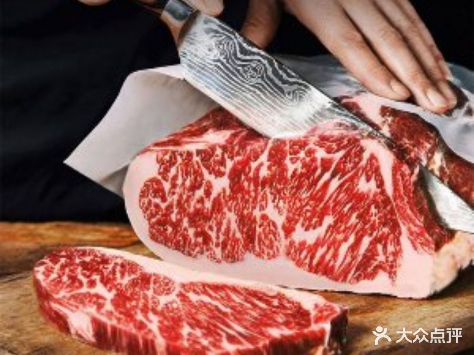 聚宝楼炭火鲜牛肉烤肉火锅