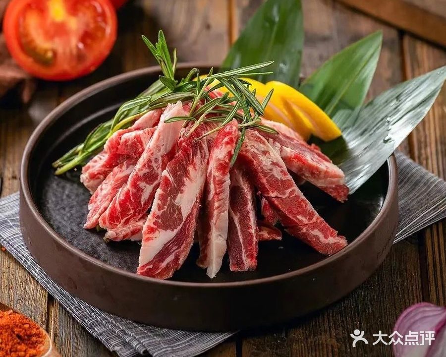 梨弎岁炭火烤肉(磬云大市场店)