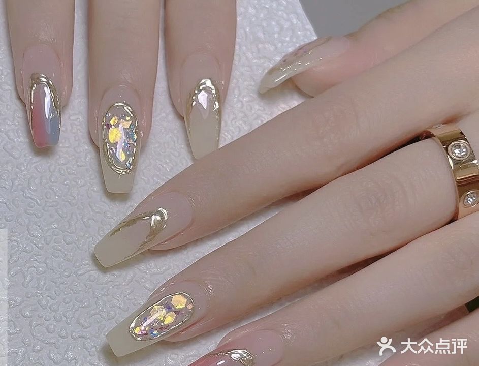 被迫营业·美容·美睫