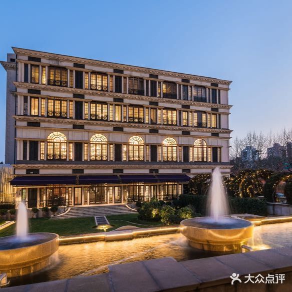 伯衡55(乌鲁木齐南路店)