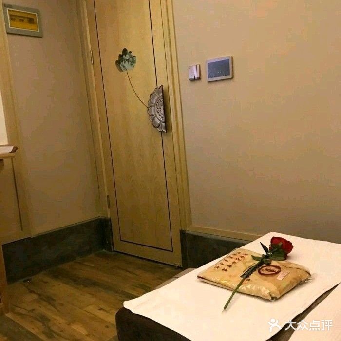 大富豪足疗(翠湖店)
