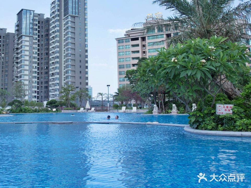 艾尚健身游泳馆(荣基广场店)