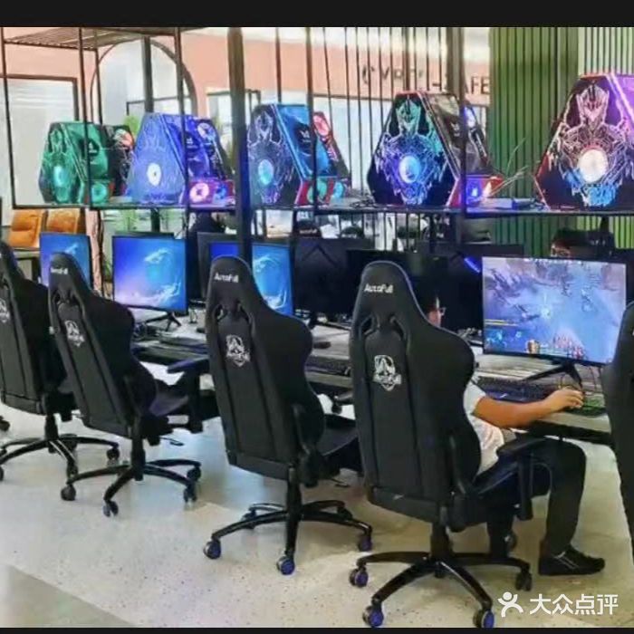 云光电竞网咖