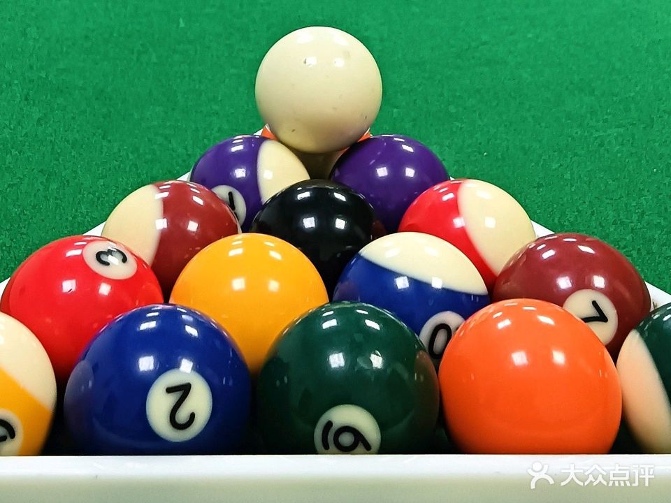 幸运8棋牌桌球