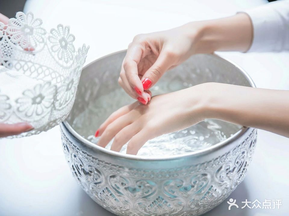 鸿悦·美甲美睫·养生s皮肤管理