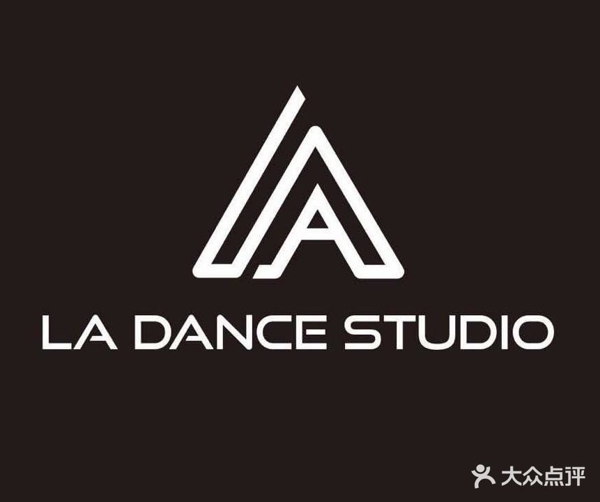 LA Dance 智能自助舞蹈练习室(广州车陂店)