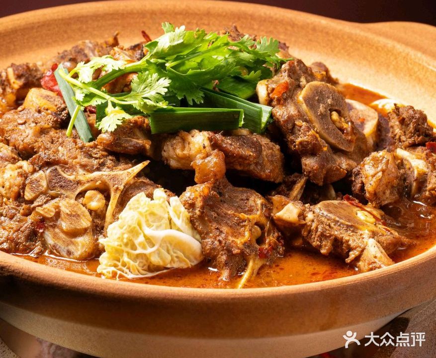 萨炉牛腩煲牛杂煲·生滚海鲜粥·深夜食堂(D9街区店)