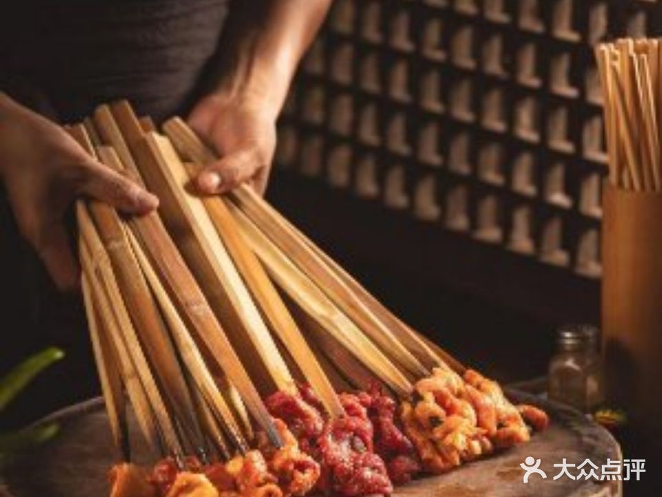 醉二娘西昌火盆烧烤(广汉店)