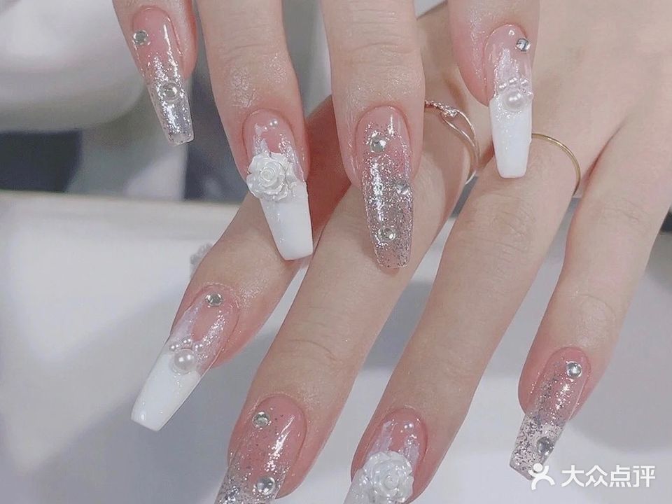 花汐调肤·美甲美睫