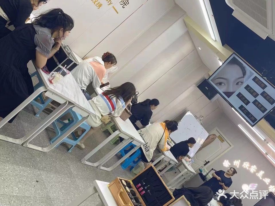欣睿美业旗舰店