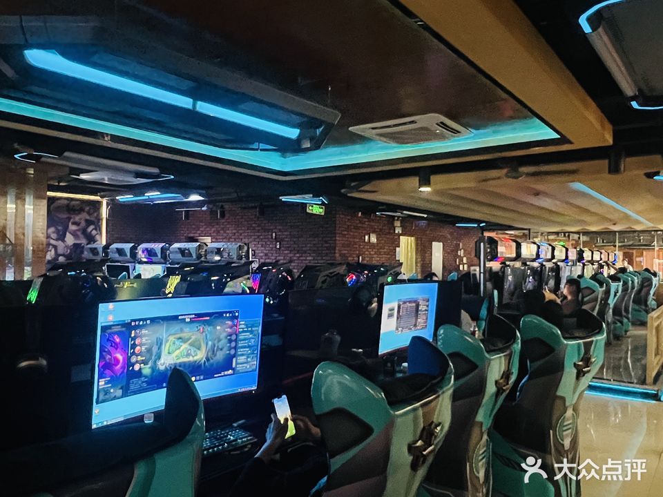 网悦网咖·台球棋牌(民富街店)