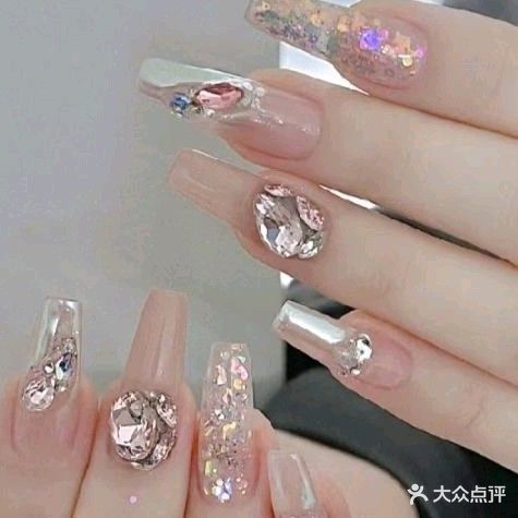 蜜兔美甲美睫