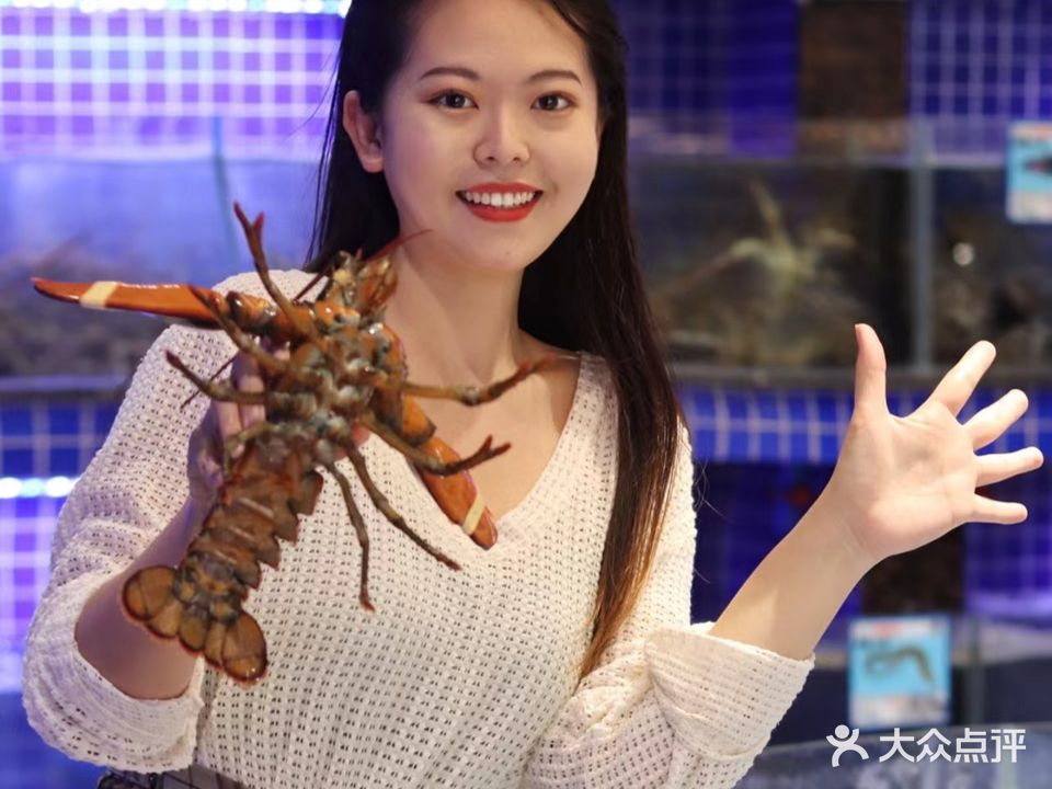 海鲜量贩超市(亚龙湾东榕美食广场店)