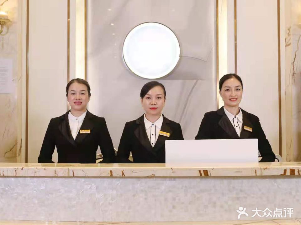 东方俪妍美容连锁(振兴路分店)