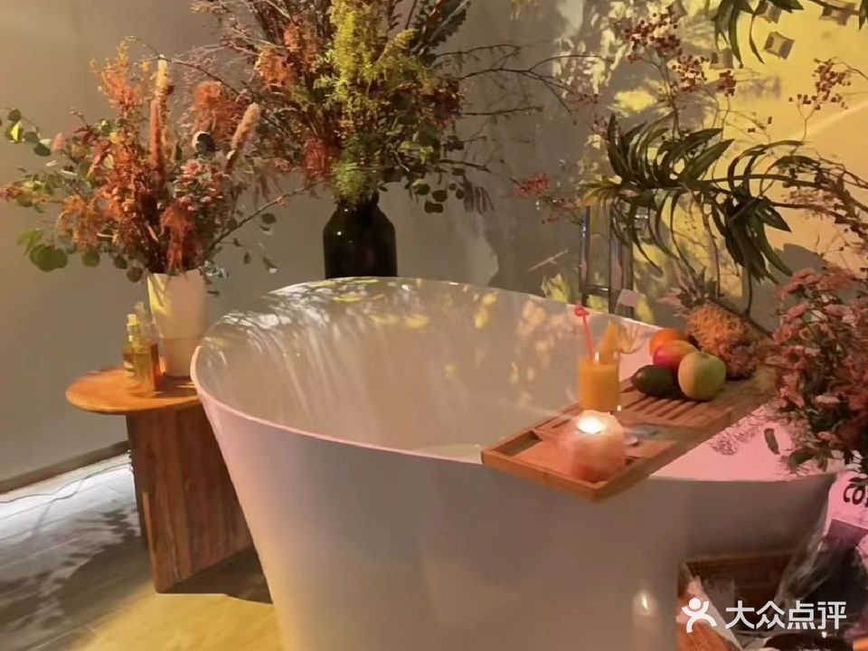 隐舍足浴店