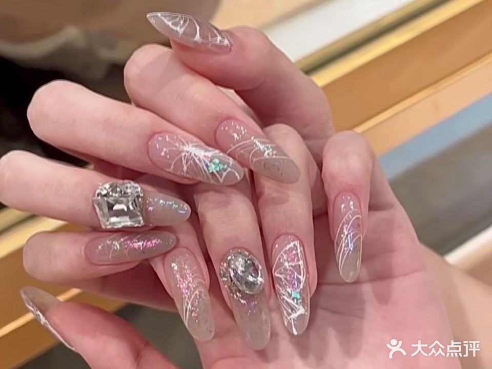 芊禾·美容美睫·纹绣