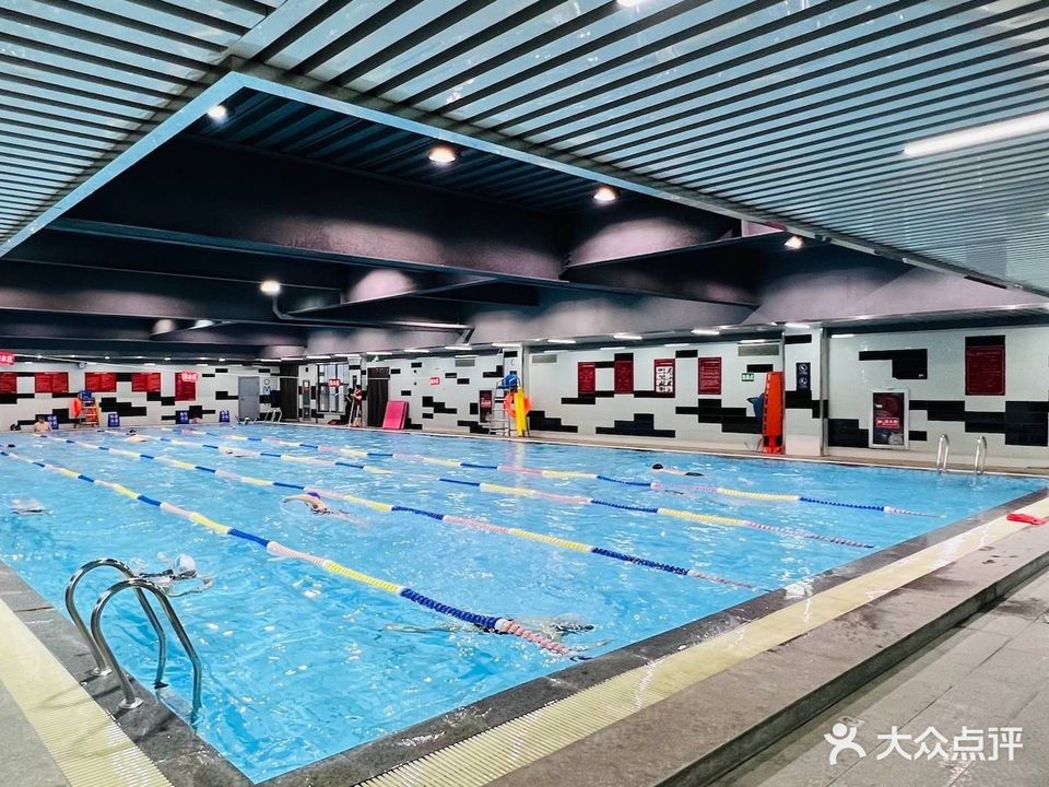 麦帝豪斯身(颐和汇邻湾店)