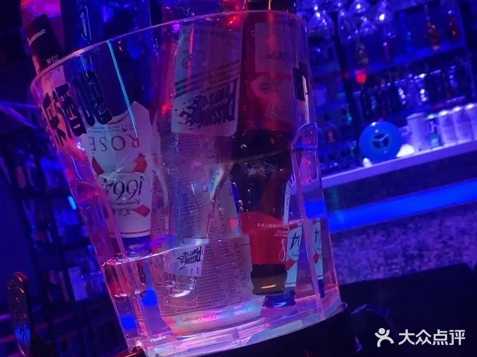 夜恋音乐酒吧